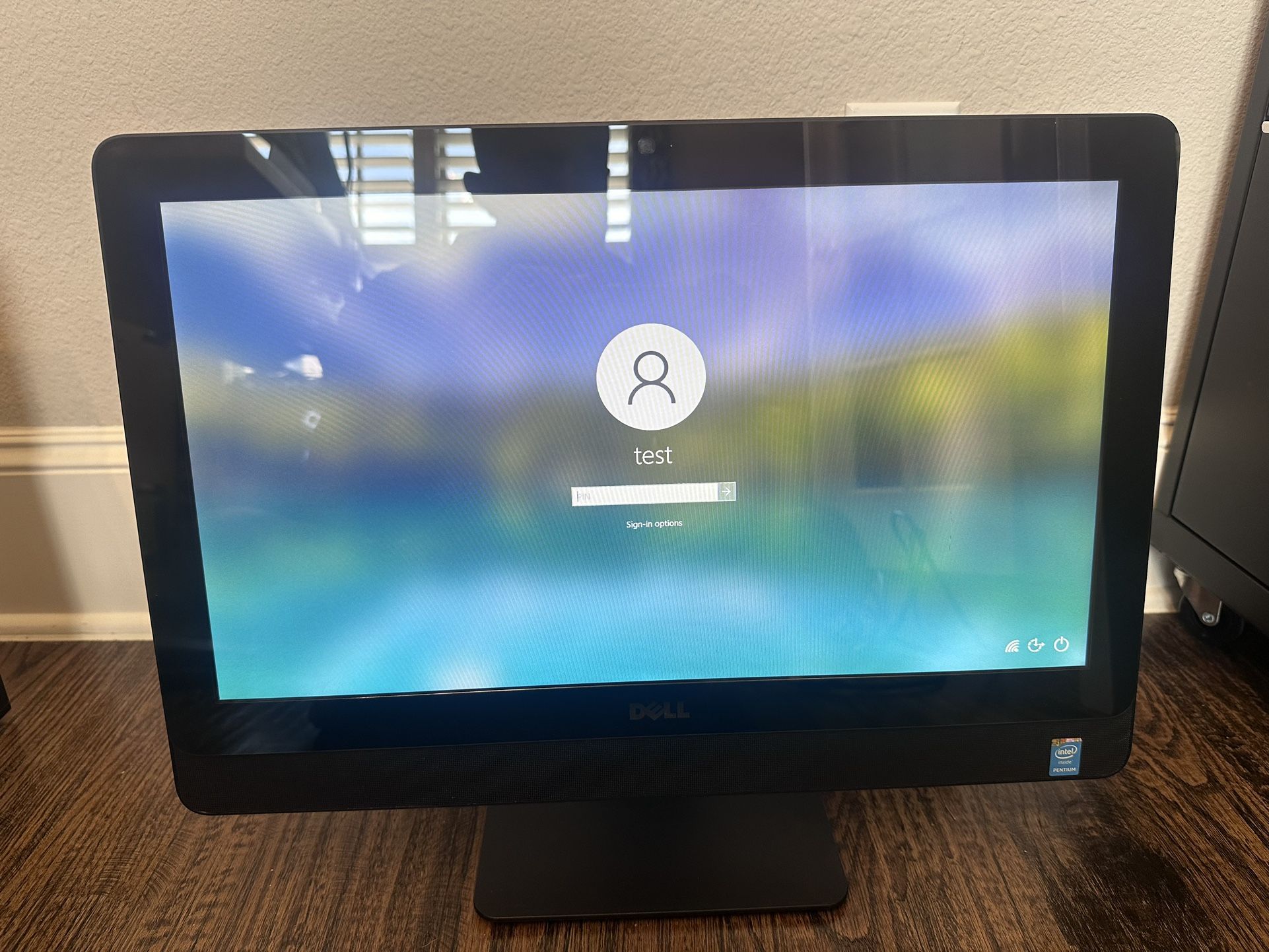 Dell Inspiron 20 Model 3048 20” All In One