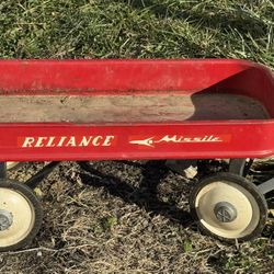 Reliance Missile vintage children’s Wagon 