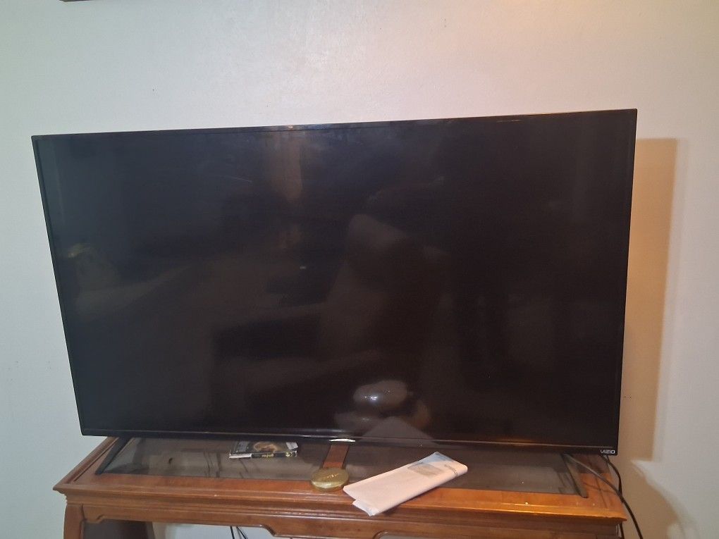 65 Inch Smart TV Don't Use Anymore Will Take 100