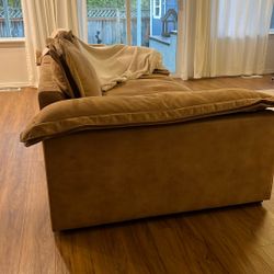 Italian Comfortable Sofa 