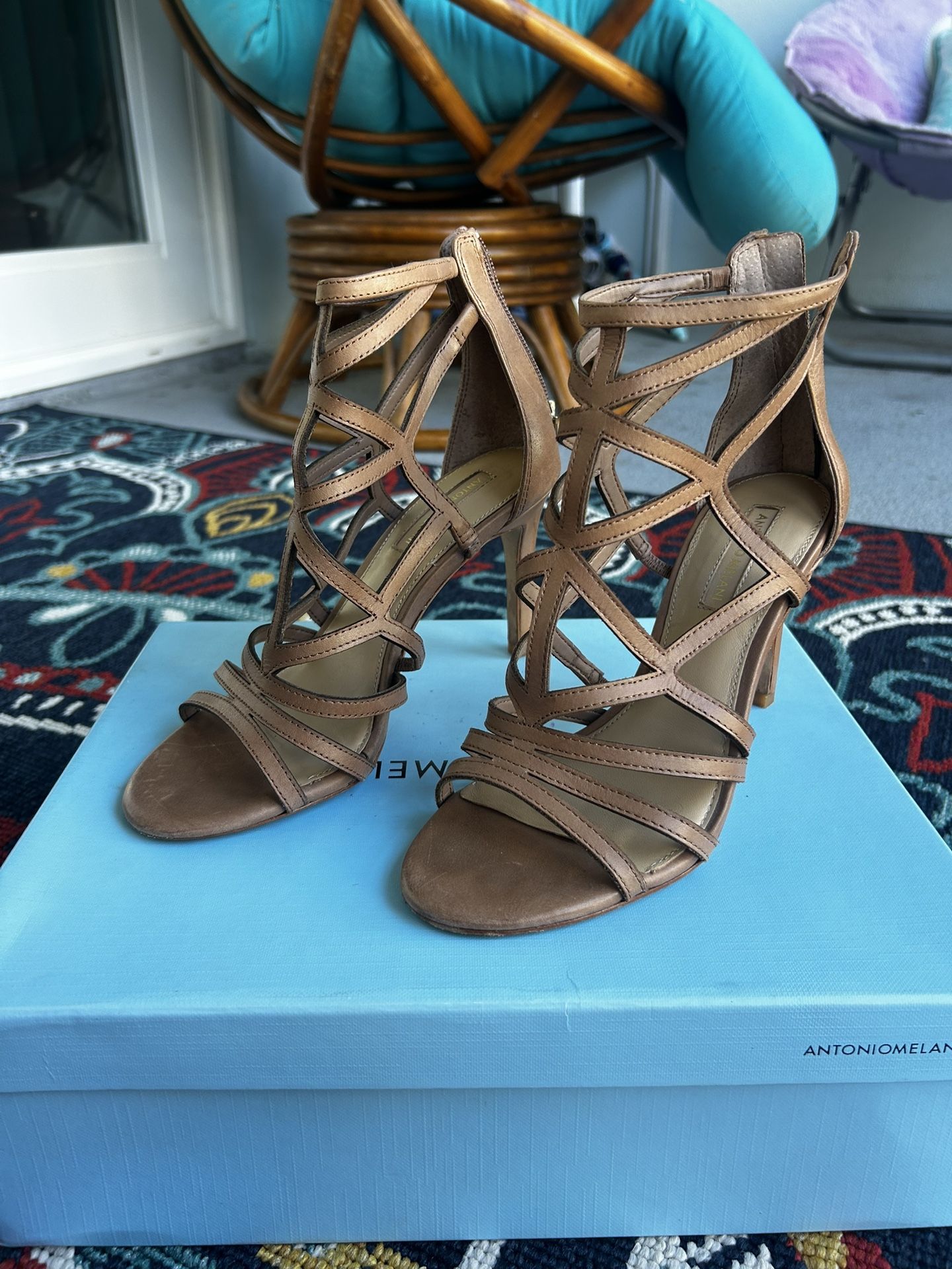 Antonio Melan Heels (6.5 Wmns)