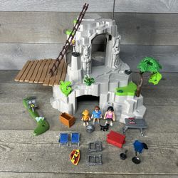 Playmobil Treasure Hunters Temple 4842 Set Incomplete Parts Lot Replacement