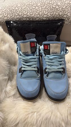 Jordan 4 Retro “University Blue” size 12  (No Box)
