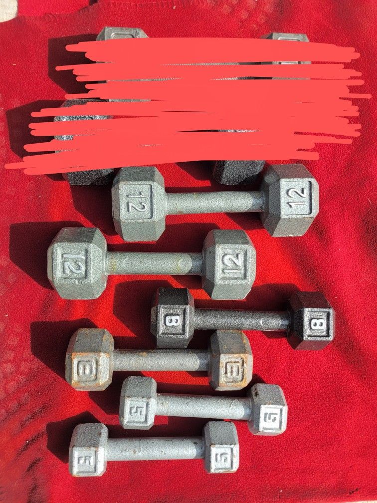 SETS OF 12s. 8s  5s  HEXHEAD DUMBBELLS.  TOTAL 50LBs 
11525 S HALSTED. Dunkin Donuts/
7111.S WESTERN WALGREENS DELIVERY AVAILABLE  $
40$.    CASH ONLY