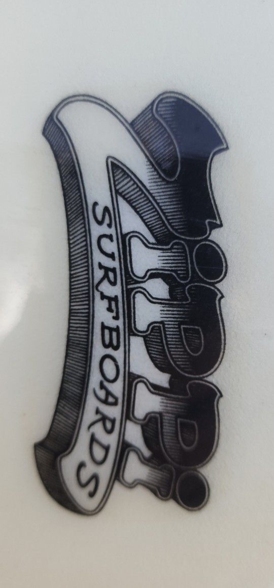 5 Ft 6 Zippy Fish Twin Fin Surfboard