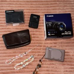Canon Powershot SX740 HS (AVAILABLE)