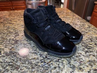 Jordan Air Jordan 11 Retro Cap and Gown Black Size 12 378037-005