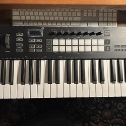 Novation Launchkey 37 MK3 