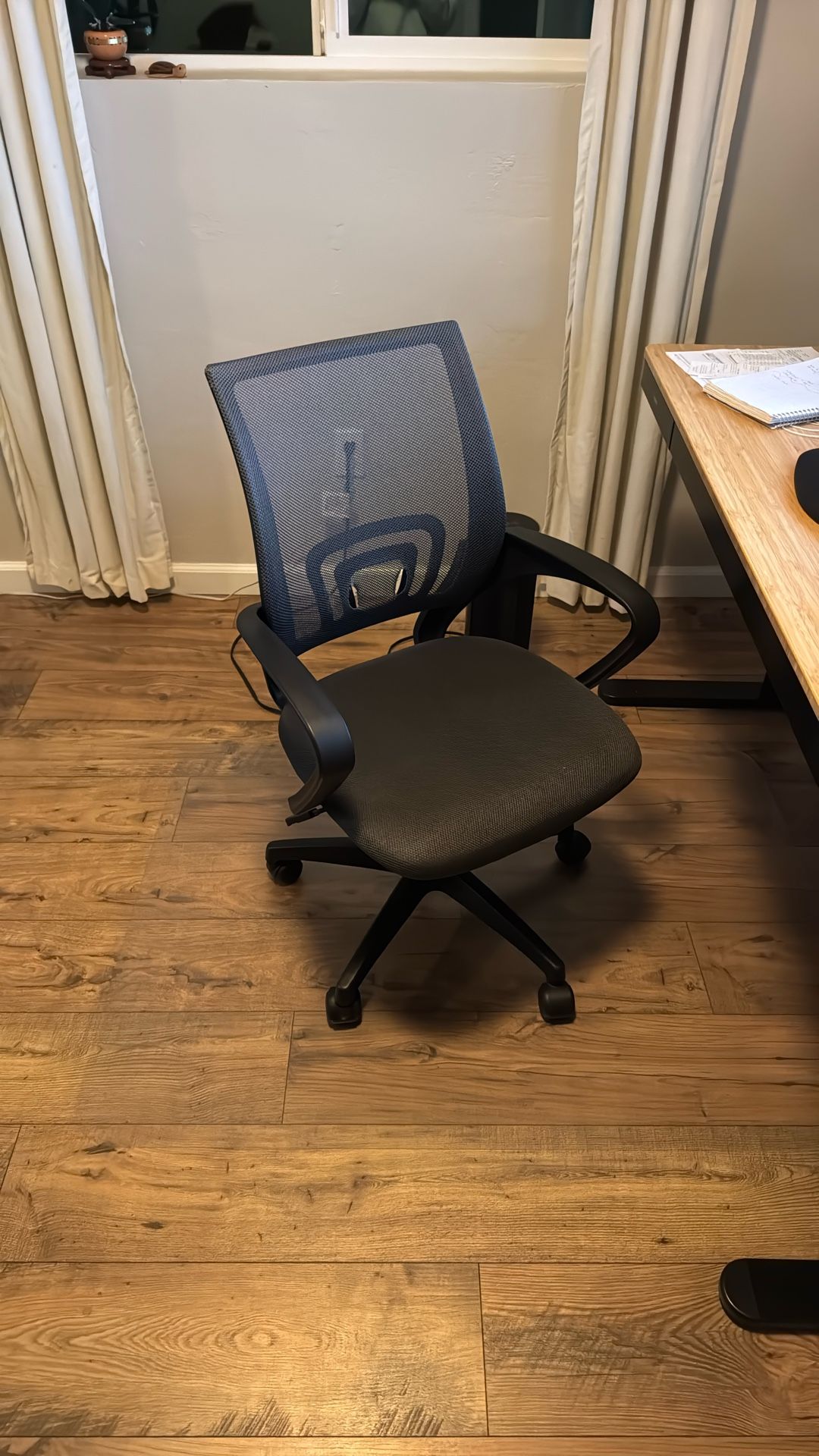 Rolling Adjustable Office Chair