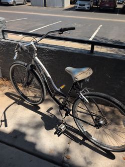 Schwinn Jaguar cruiser