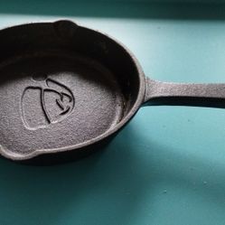 Cast Iron Skillet 