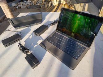 Microsoft Surface Pro 3 - I7 - 1.700Ghz, 8GB, SSD 512, Docking Station - $350