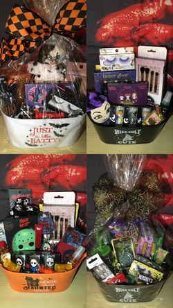 Women's Halloween Spooky Basket