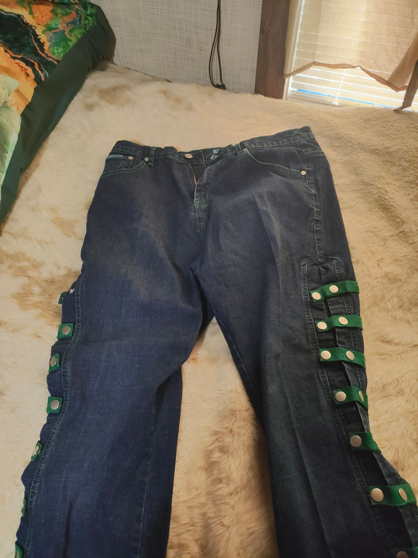 Size 14 W capri