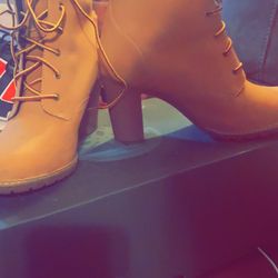 Timberland Heels Size 9