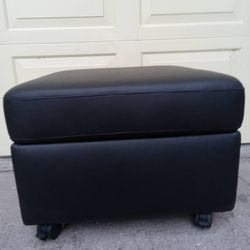 EKORNES STRESSLESS MODERN BLACK STORAGE OTTOMAN