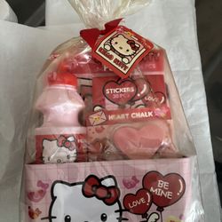 Valentines day hello kitty bundle