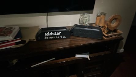 1 ridstar battery = 250 2 ridstar batterys = 500 (price negotiable) (READ DES)