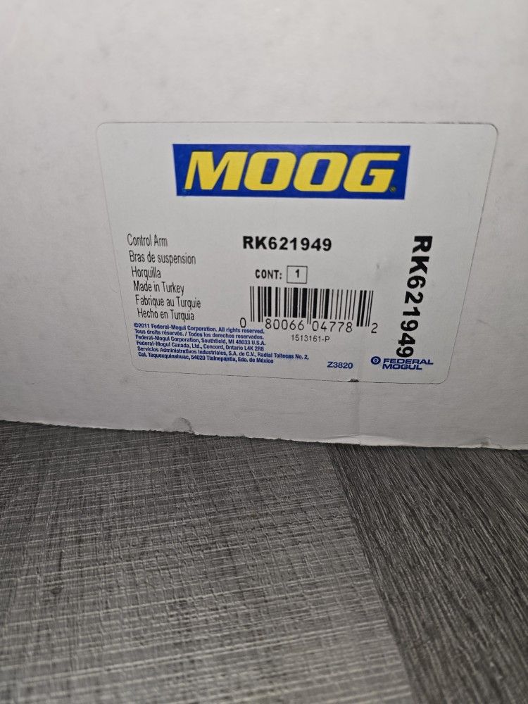 MOOG RK621949 Control Arm