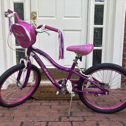 Schwinn Deelite 20" Girls Bicycle