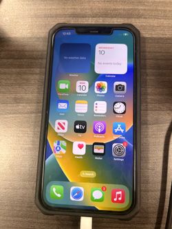 iPhone 12 Pro Max 256 GB with case and screen protector - excellent condition