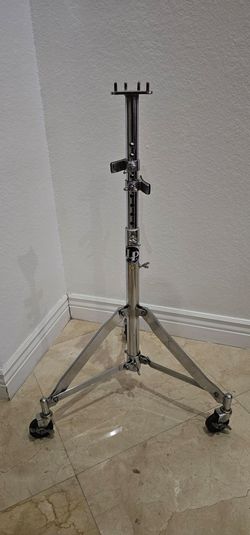 LP Congas Stand with wheels