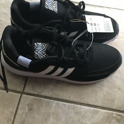 Adidas Women’s Shoes Size 10
