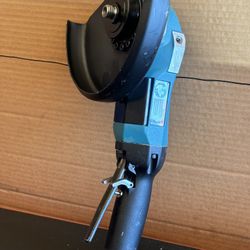 Dynabrade Tools 53281 7" (180mm) Dia. Right-Angle Depressed Center Wheel Grinder with Auto Balancer.