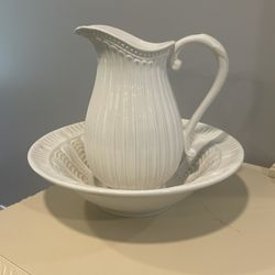 Lenox Pitcher And Bowl