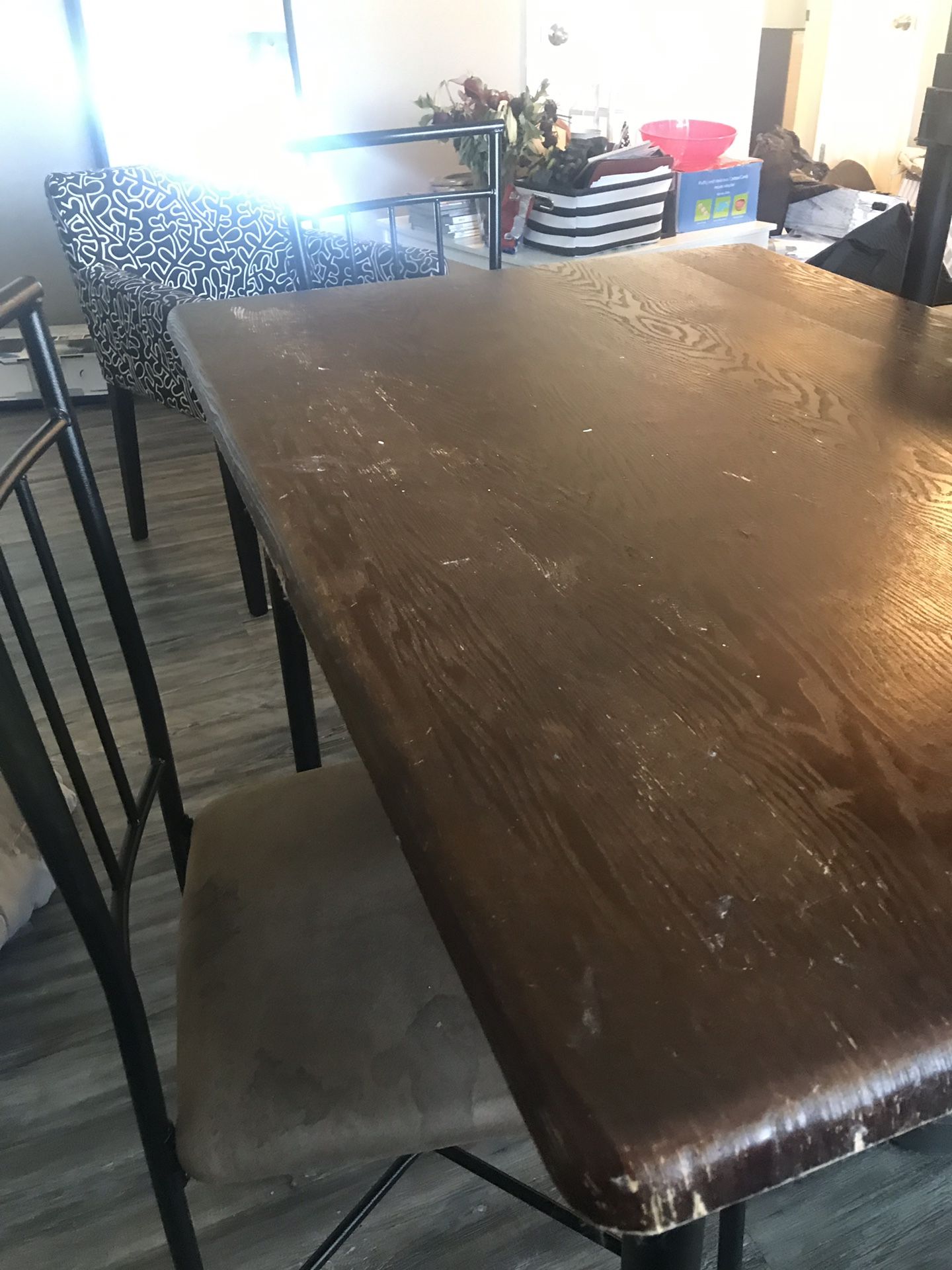 Free table