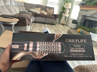 New Rotating Hair Brush