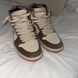 Air Jordan 1 Retro High OG 'Dusted Clay' Size 6