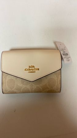 New Coach Crossbody wallet