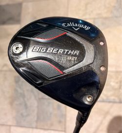 Callaway BB21 10.5* Adjustable Driver with regular flex graphite shaft and original head cover ----