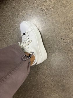 White Sneakers 