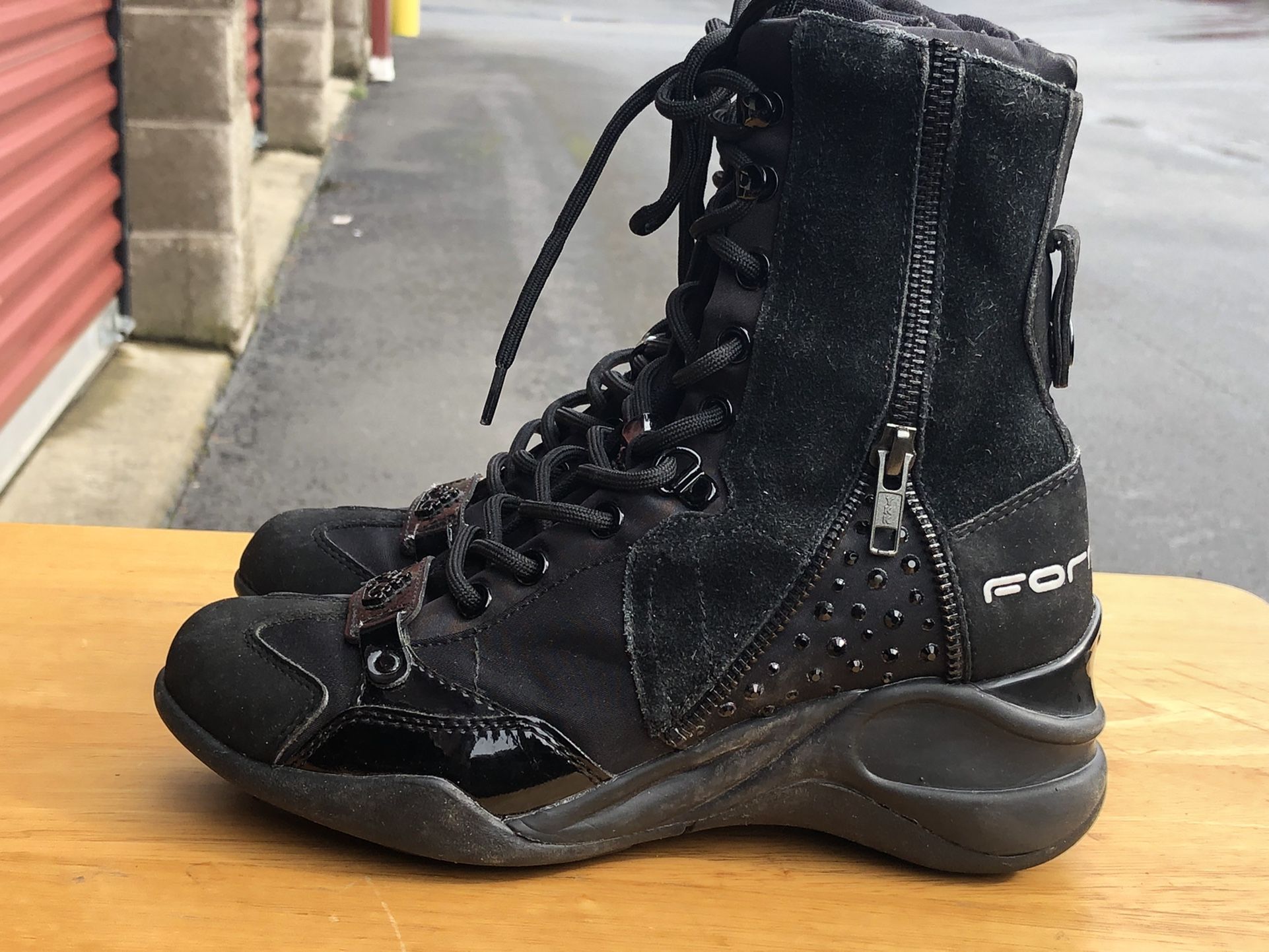 FORNARINA Women’s Black Leather ankle boots Size 5