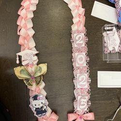 Custom Graduation Leí
