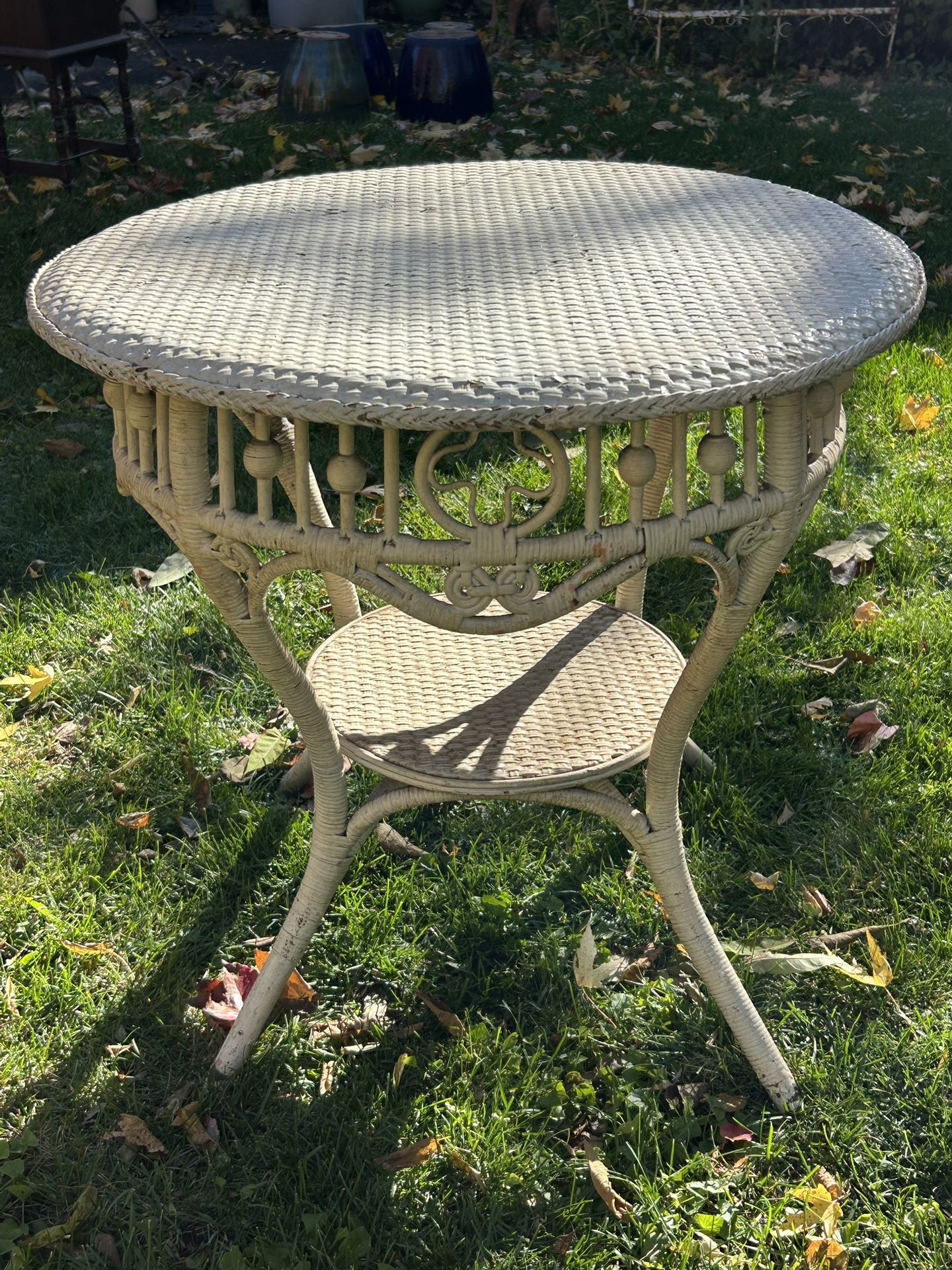 Victorian White Wicker Table