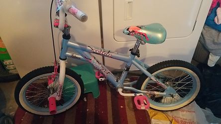 Girls bike