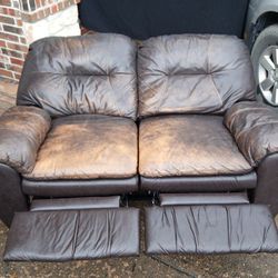 RECLINING SOFA LOVESEAT COUCH - RUSTIC / COMFORTABLE 
