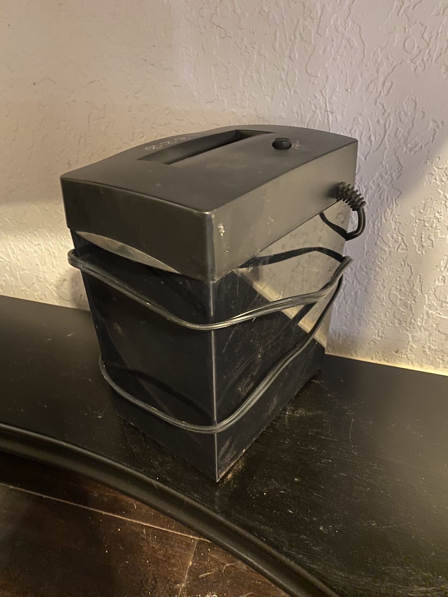 Mini Paper Shredder 