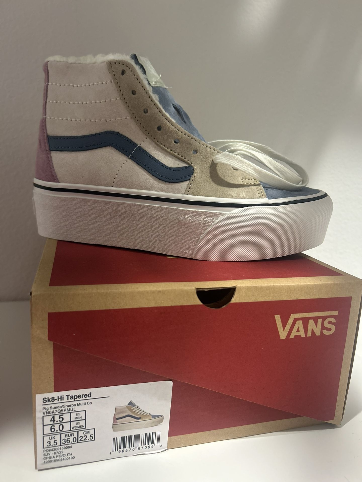 Vans Brand New Size Womens 6