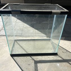 Aquarium 20”w X 10”d X 18”h