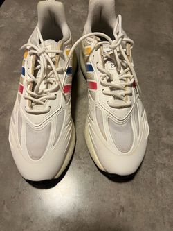 Adidas tennis shoes