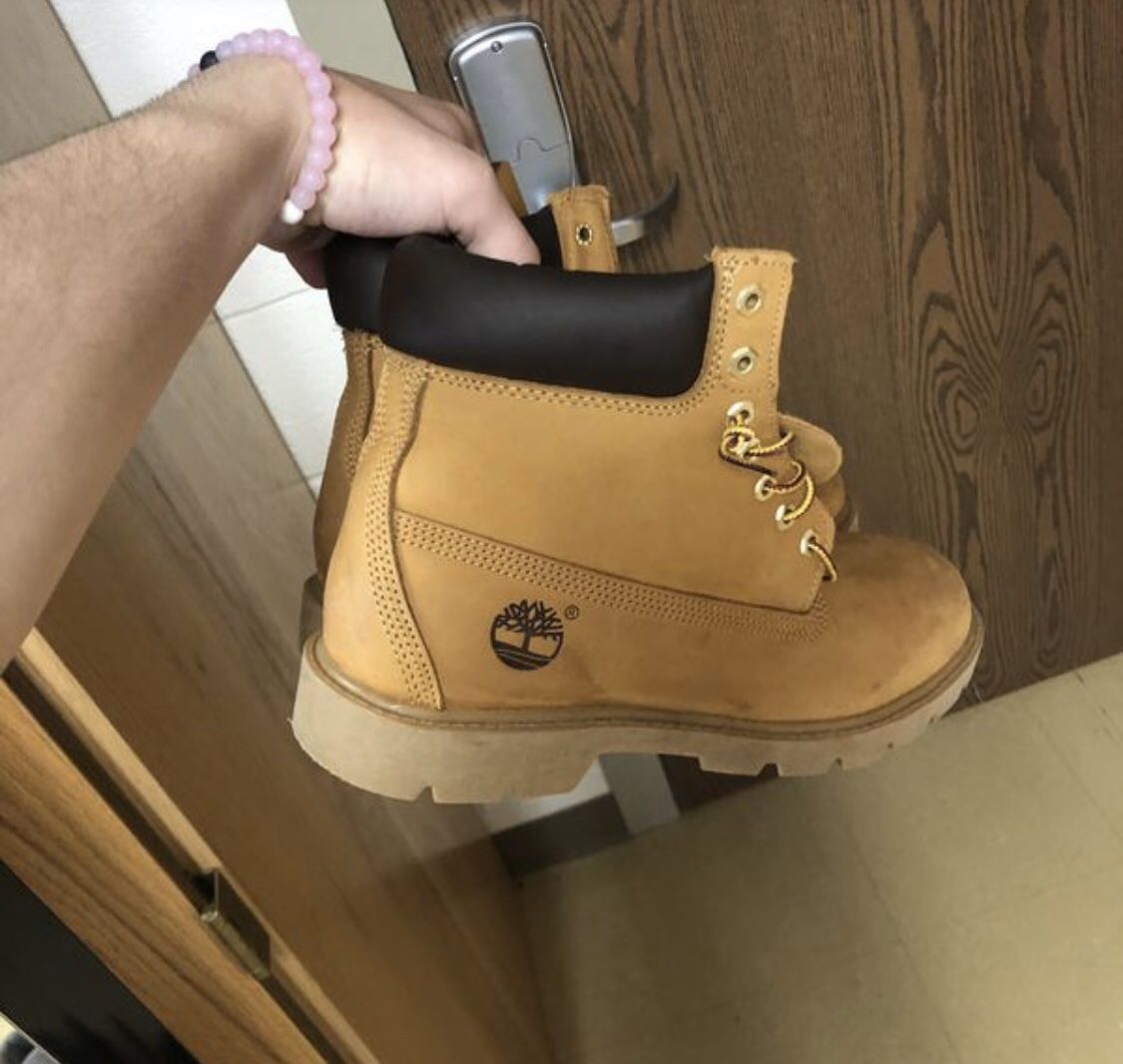Size 9.5 Timber Butters