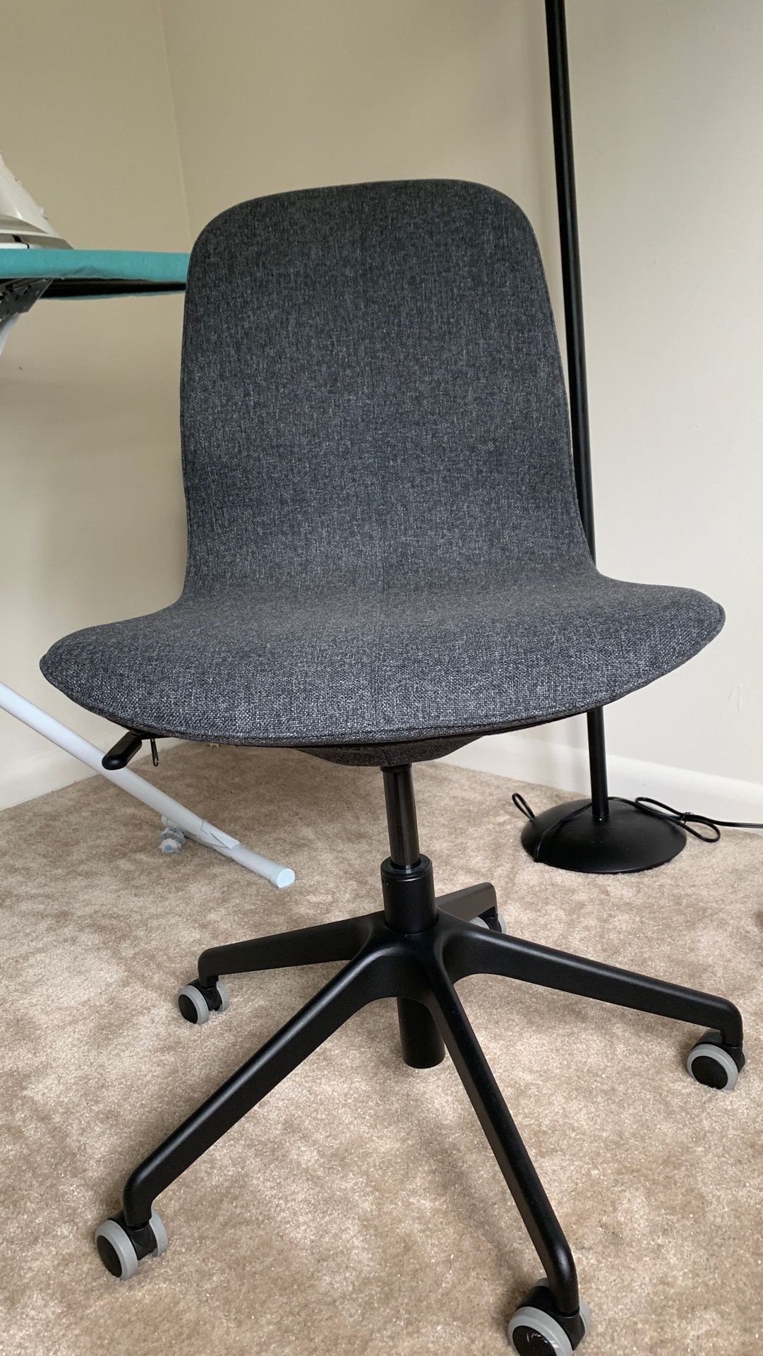 Medium computer chair IKEA never used