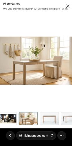 Extendable Dining Table (54"–72") – Seats 6 | Excellent Condition