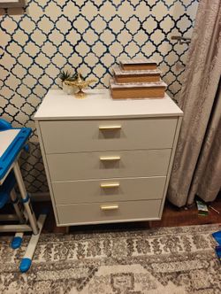 Modern White 4-Drawer Dresser / Chest for Sale