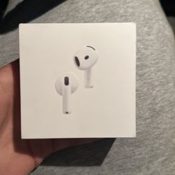 AirPod Gen4s