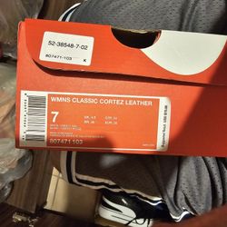 Nike Cortes